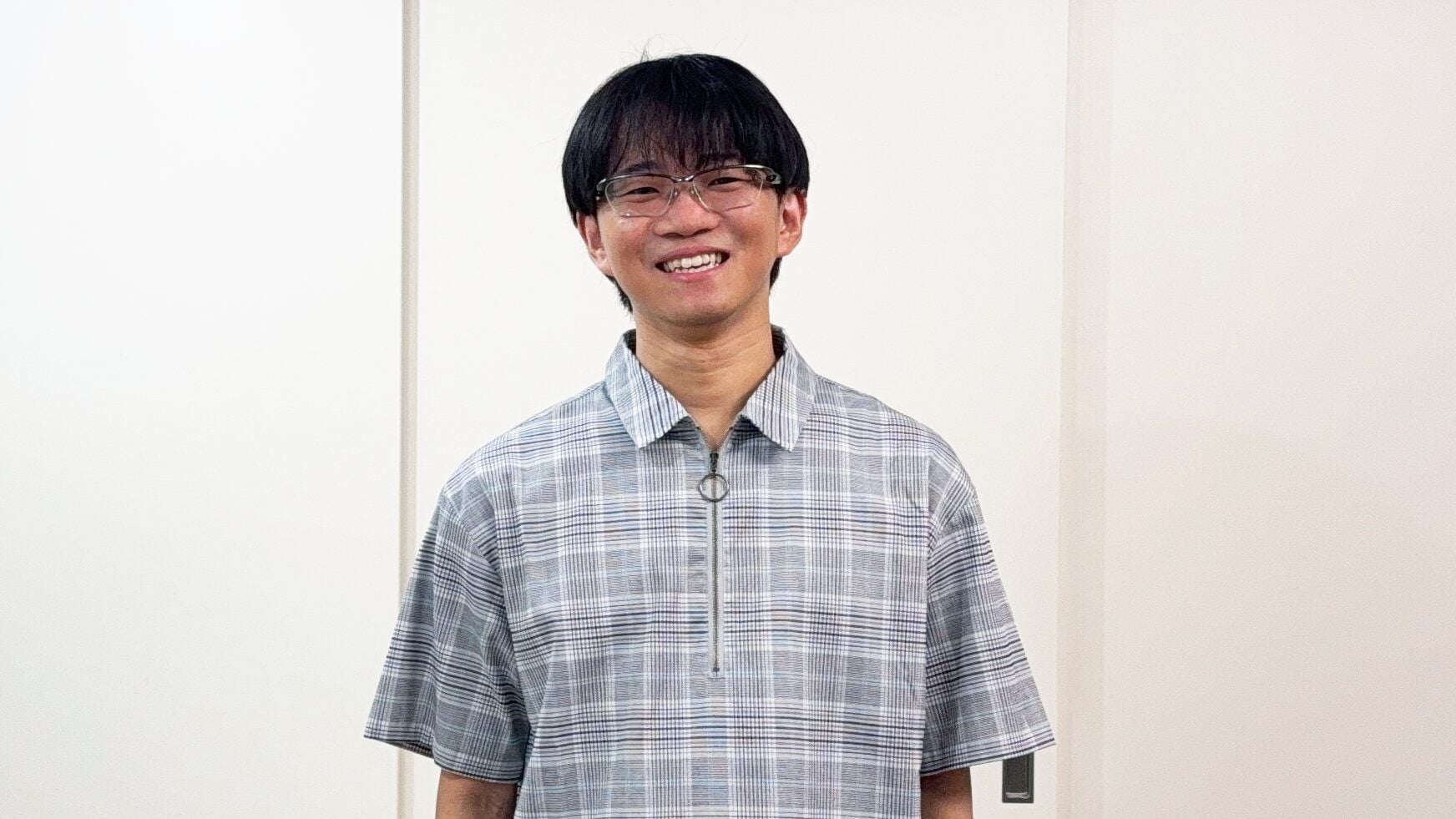 角谷インタビュアーの写真