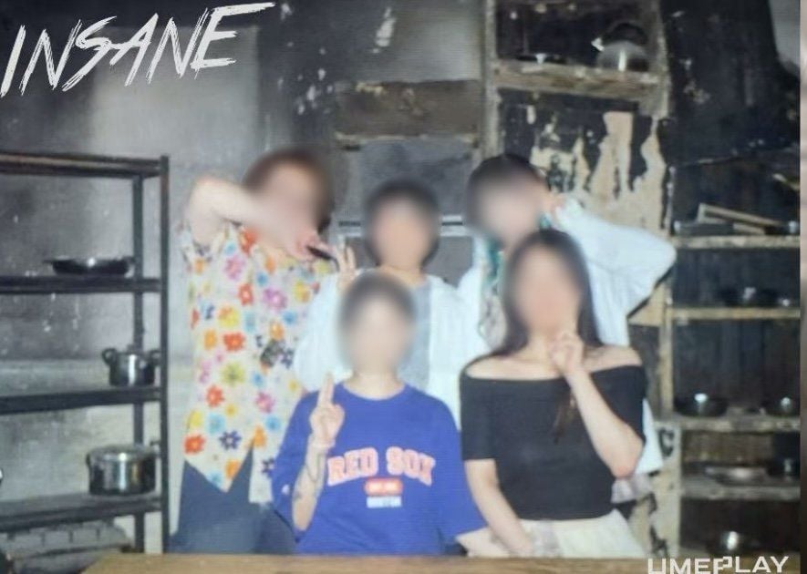 umeplay_09_insane_photo.jpg